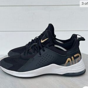 NIKE AIR MAX Womens BELLA TR 3 TRAINING SHOES SIZE 8.5 CJ0842-005 BLACK